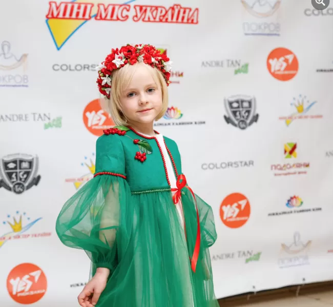 5 річна сум'янка виграла номінацію "Талант" на конкурсі "Міні міс Україна"