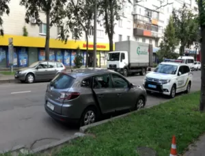 У Сумах вранці обстріляли автівку