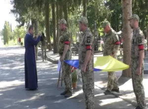 В Сумах поховали Дар'ю Філіп'єву та Геннадія Вороніна