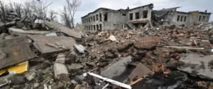 Триває рятувальна операція в Ромнах: двоє загинуло, та що найменш ще двоє під завалами