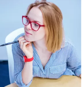 Макіяж очей: виразність важлива, навіть якщо ви носите окуляри