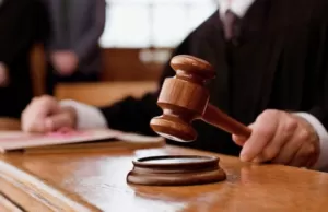 В Сумській області за розкрадання понад 500 тис. грн з бюджету судитимуть селищного голову та його поплічника