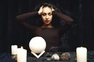 Екстрасенс