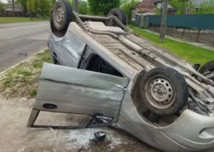 Сьогодні в Сумах пенсіонер та п'яний водій без прав влаштували потрійну ДТП