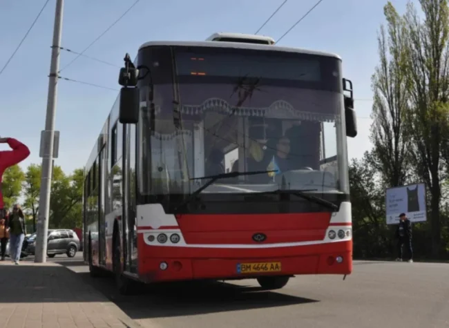 Електроавтотранс в Сумах запускає новий автобус з 1 травня та змінює графік руху декількох інших