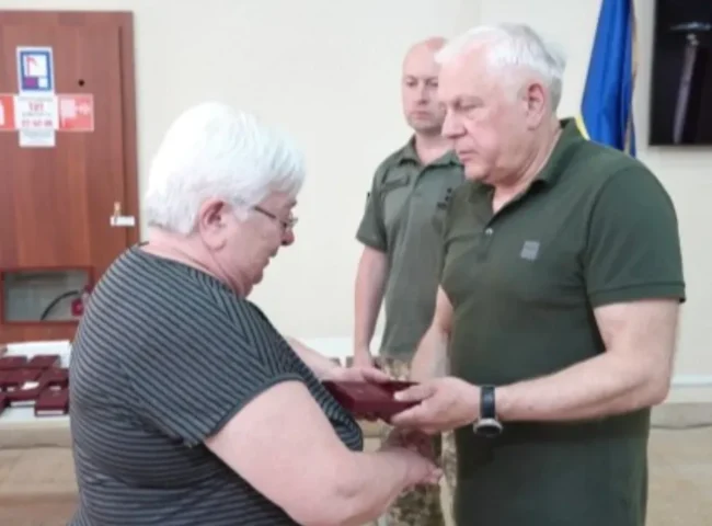 Сорок загиблих Героїв з Сумщини отримали нагороди посмертно