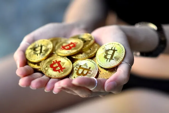 Как обменять биткоины через надежный обменник криптовалют