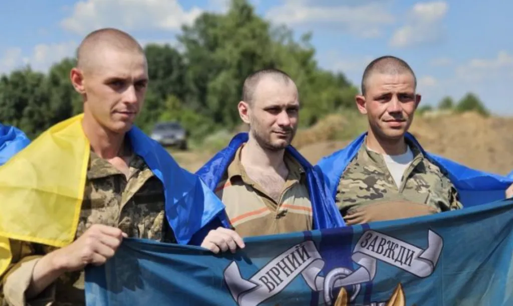 На Україну повернули 95 бійців з рашистського полону