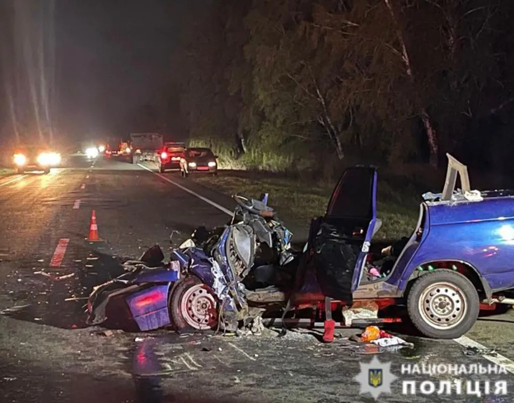 В страшній ДТП на Чернігівщині загинула родина з дітьми з Сумської області