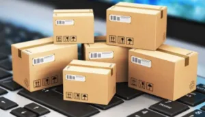 Правила відправки продуктів в Україні змінилися: що тепер заборонено надсилати