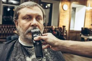 На что обратить внимание перед тем, как заказать мужской триммер