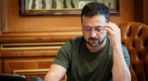 Українці пишуть петиції, щоб скасувати виплату "тисячі від Зеленського"