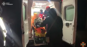 На Сумщині вогнеборці врятували двох людей