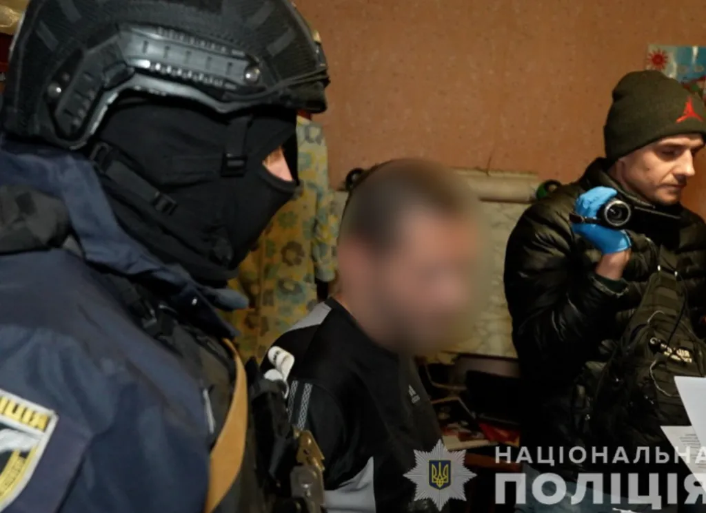 У Сумах затримали чоловіка, який займався підпалами військових об’єктів