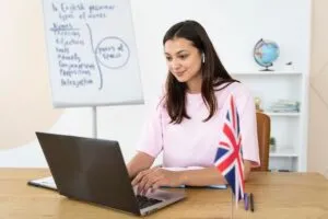 Які переваги мають курси англійської мови онлайн