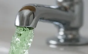 У Сумах може тимчасово змінитися колір гарячої води