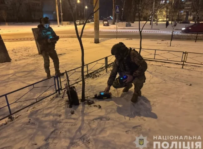 У Сумах вибухотехніки провели "розмінування" дитячого майданчика через підозрілий предмет