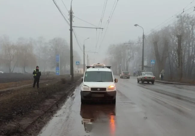 У Сумах водій збив жінку на пішохідному переході