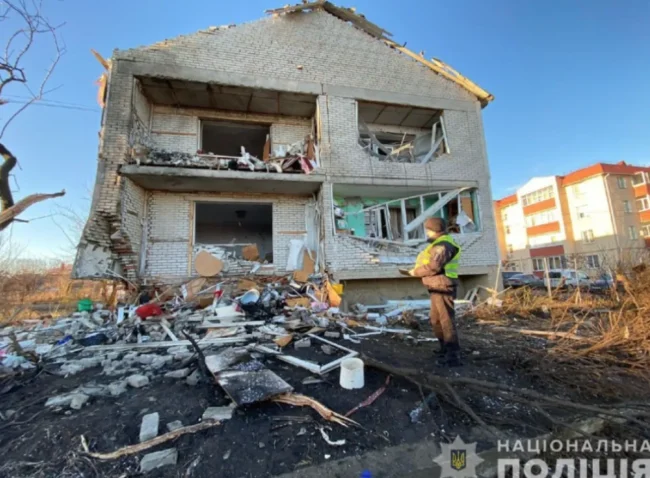 Ворог продовжує тероризувати Сумщину "шахедами": постраждала Садівська громада