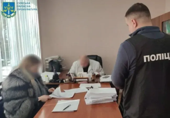 На Сумщині викрито медика ВЛК, який вимагав хабар у призовника