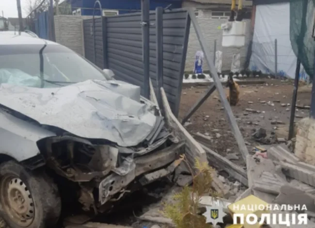 ДТП у Шостці: постраждав паркан та винуватець аварії