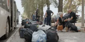 Жителів Хотінської громади закликають евакуюватися