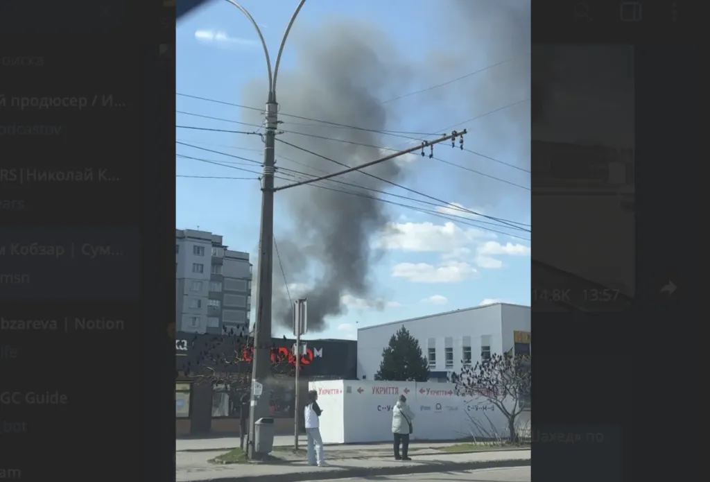В Сумах знову пролунав вибух: ворожий "шахед" влучив в автостоянку