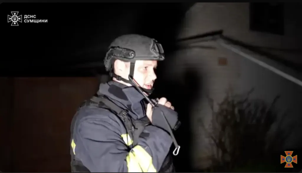 Рятувальники ліквідували наслідки нічних ударів дронів-камікадзе на Сумщині