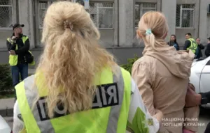 В Сумах жінка намагалася продати немовля за 30 тисяч доларів — її затримано