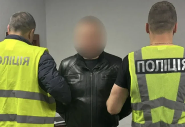 У Сумах чоловік обікрав співмешканку на 50 тисяч гривень, здаючи її прикраси в ломбард
