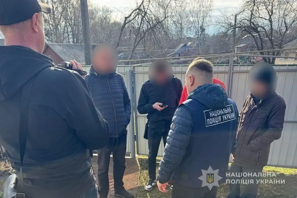 На Сумщині затримали шахрая, який обіцяв «бронь» від мобілізації за гроші