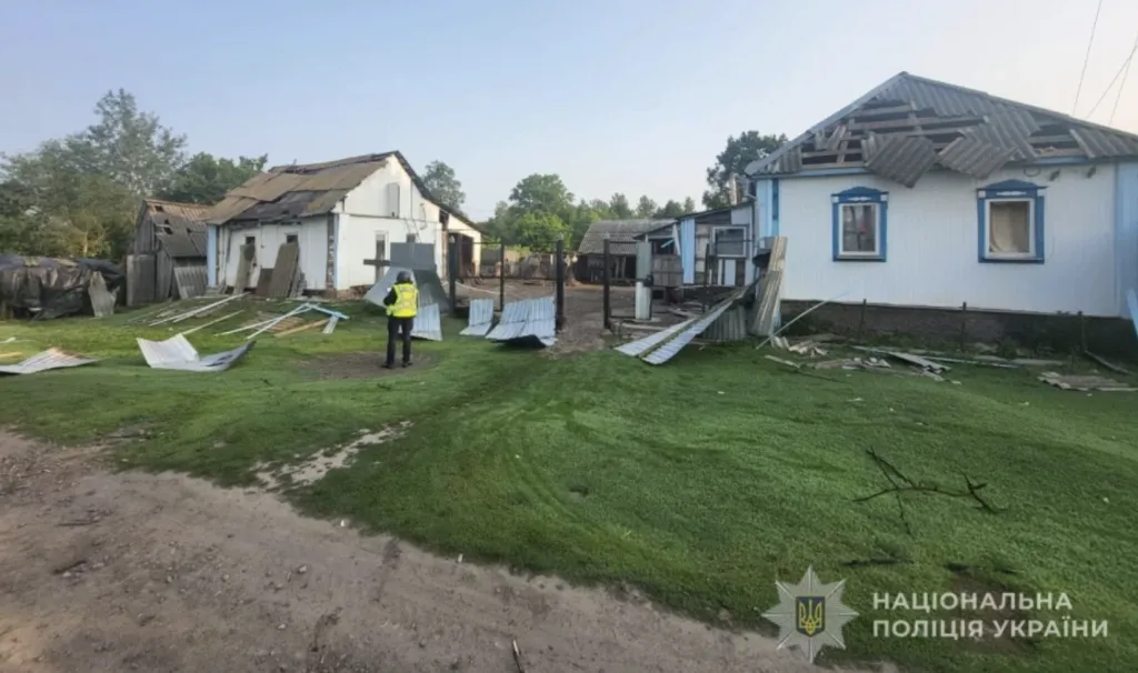 На Сумщині поліція фіксує нові злочини російської армії: поранено підлітка, зруйновано цивільну інфраструктуру