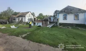 На Сумщині поліція фіксує нові злочини російської армії: поранено підлітка, зруйновано цивільну інфраструктуру
