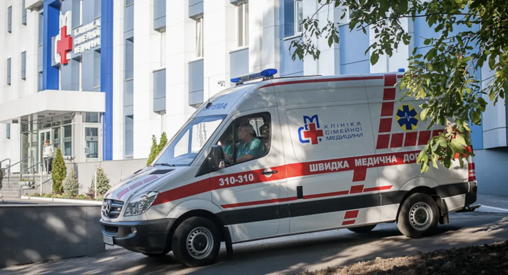 У Сумах автівка травмувала пенсіонерку на пішохідному переході