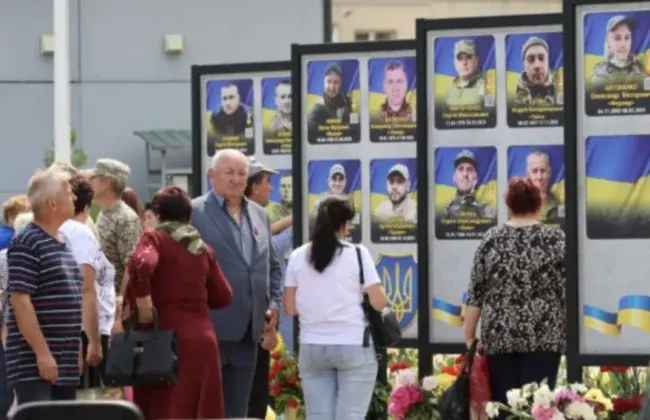 У Миколаївці на Сумщині з’явилася Алея пам’яті на честь загиблих захисників України