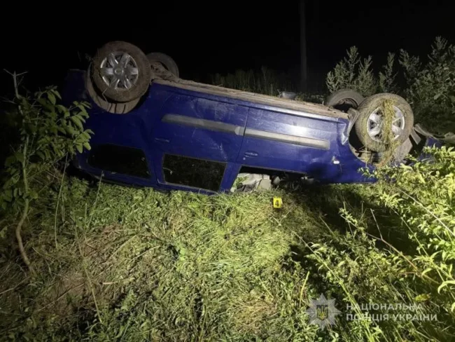 На Сумщині на чужій автівці 17-річна водійка влаштувала смертельну ДТП