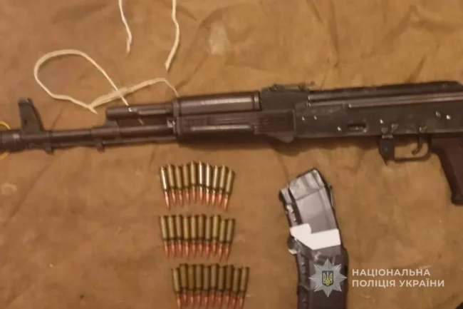 На Сумщині завершено досудове розслідування щодо незаконного зберігання зброї