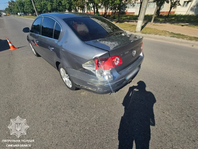 У Сумах водій Mercedes-Benz спричинив ДТП через недотримання дистанції
