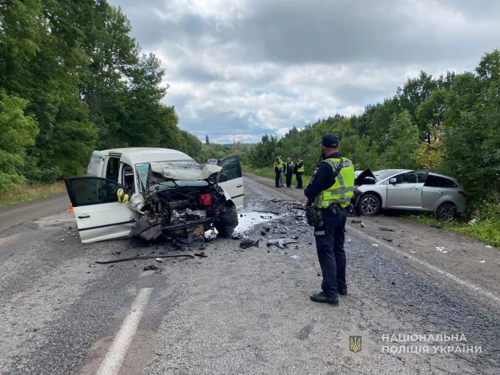 На Сумщині сталася страшна ДТП: двоє загиблих та троє поранених