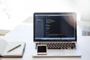 Что изучают на курсах Frontend и кому их стоит пройти?