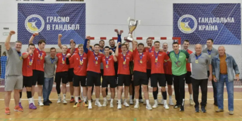 Студенти СумДУ допомогли команді «Мотор» здобути Суперкубок України з гандболу