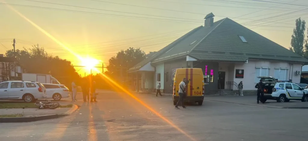 На Сумщині 38-річний водій Рено влаштував ДТП: 17-річний хлопець у лікарні