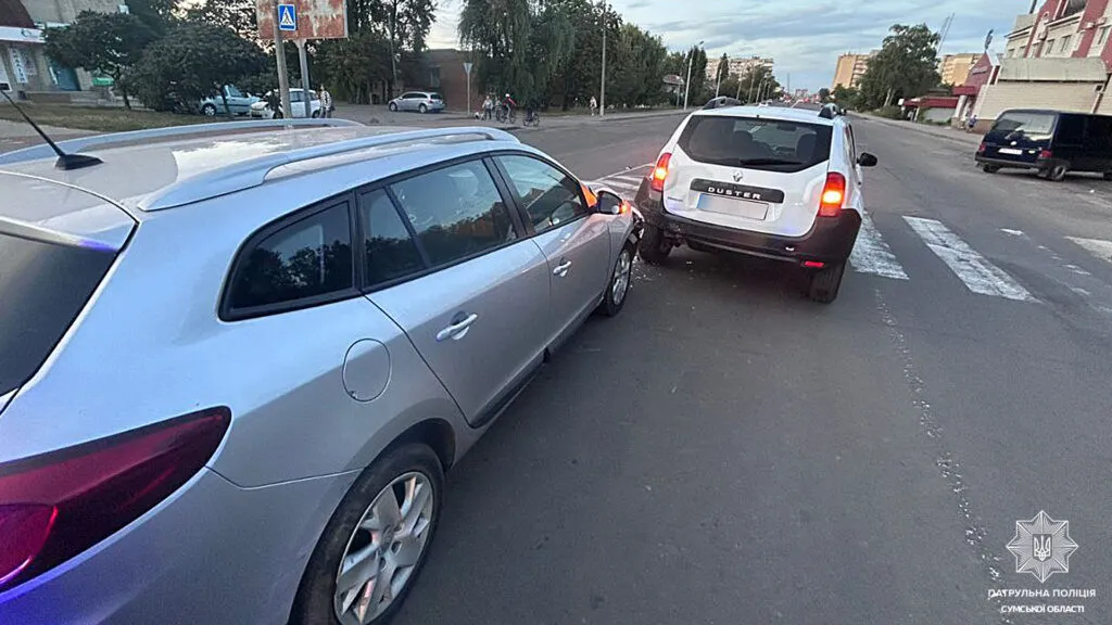 У Сумах зіткнулися два Renault: винуватця ДТП оштрафували, інший водій залишився без прав