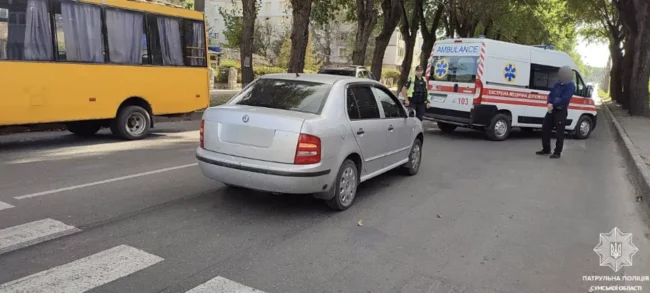 У Сумах на пішохідному переході збили чоловіка