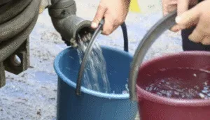 В Сумах знову відключили воду: де набрати технічну воду