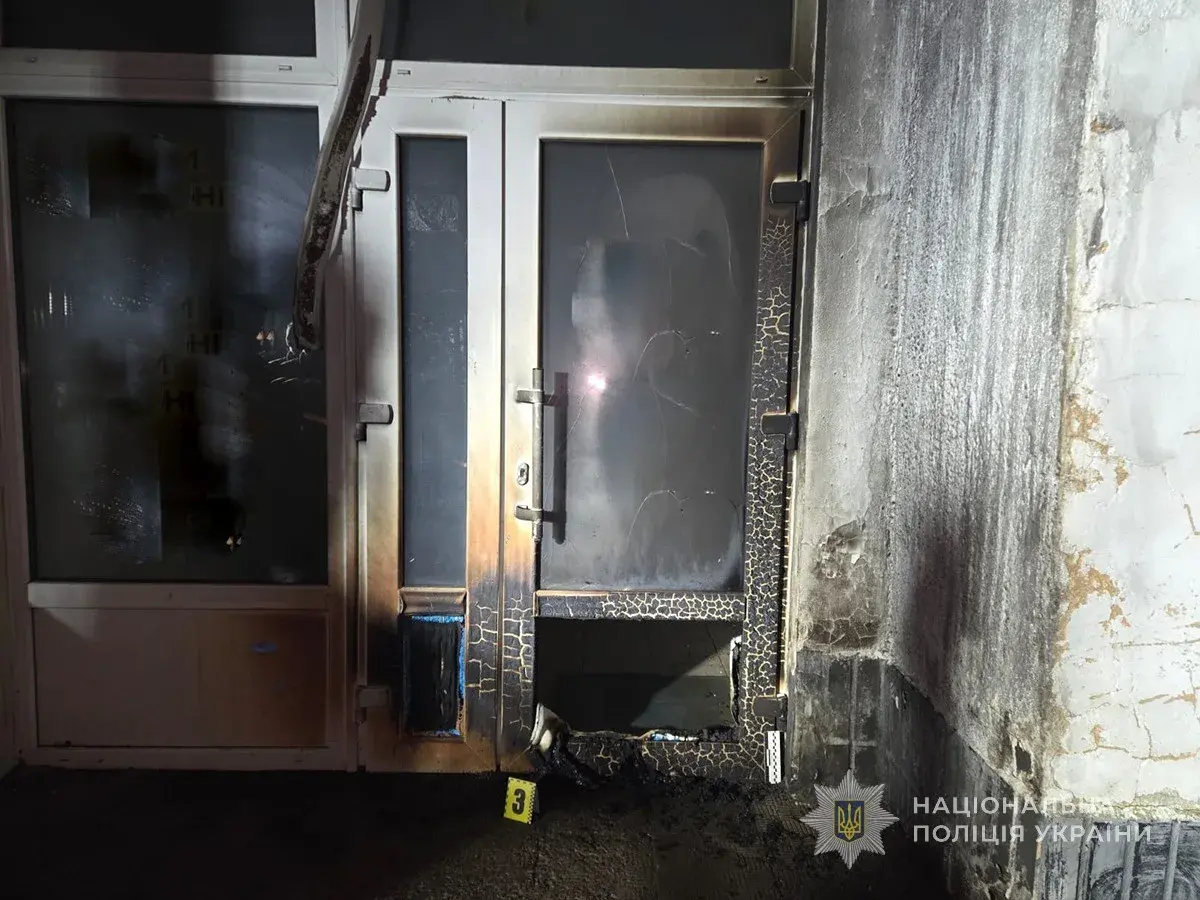 У Сумах оперативники СБУ встановили ще одного підозрюваного у підпалі поштового відділення