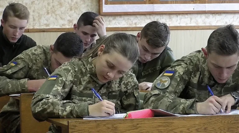Від студентів вимагають оплатити БЗВП, яка повинна бути безоплатною: що відомо про ситуацію
