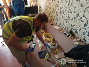 В Сумах знайшли склад наркотиків та психотропів на понад мільйон