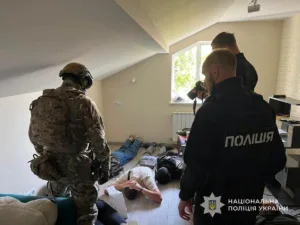 На Сумщині викрили три шахрайські call-центри, які ошукували користувачів OnlyFans