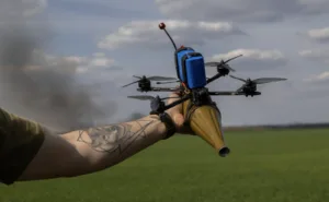 Атаки FPV-дронів: як мешканцям Сум уберегтися від нової небезпеки